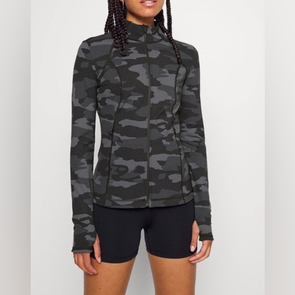 Sweaty Betty Jacket Women’s Medium Power Workout Zip Through Black Tonal Camo - Picture 3 of 11